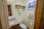 Mammoth Lakes Vacation Rental Chamoix 95 - 2nd Bedroom has Two Twin Beds and Flat Screen TV